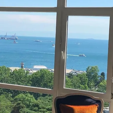 Loft Amazing Bosforus View 190m2 3bdr Apartment